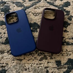Apple Silicone iPhone Cases - Blue and Deep Purple Duo iPhone 16 Pro